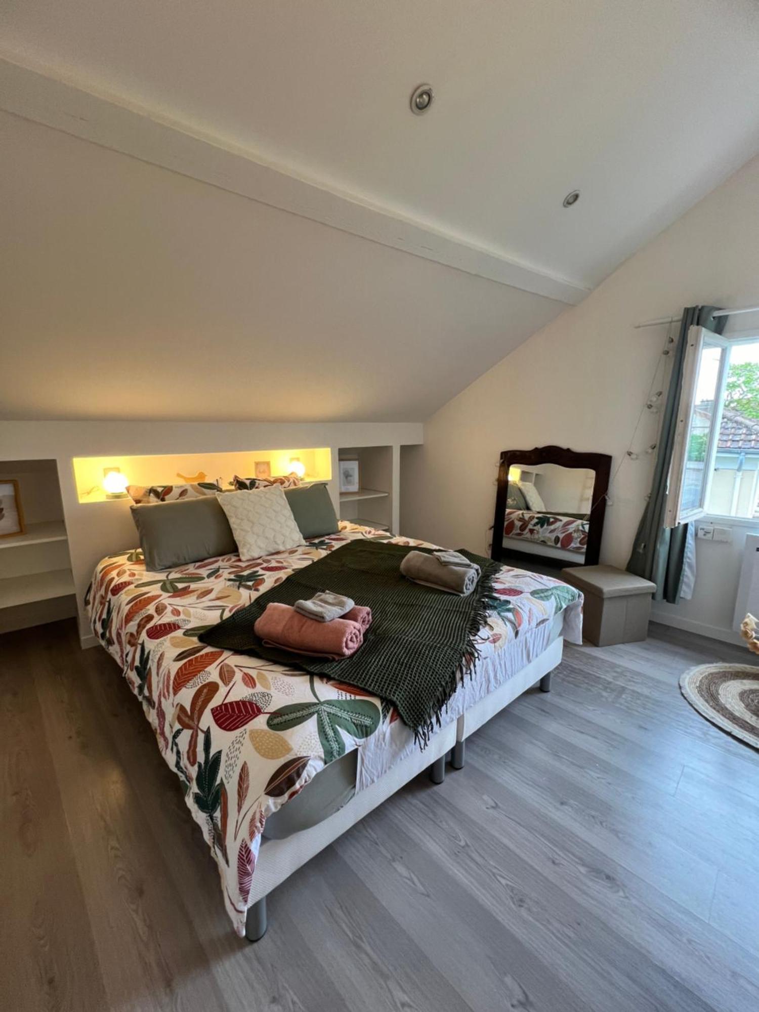 La Jolie Petite Maison Saint-André-les-Vergers Exteriér fotografie
