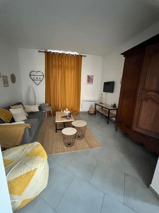 La Jolie Petite Maison Saint-André-les-Vergers Exteriér fotografie